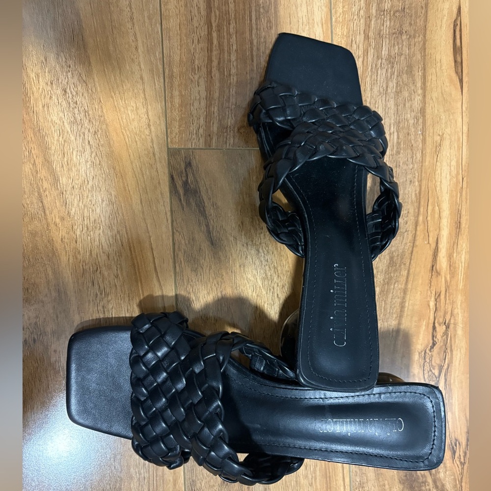 Olivia Miller Black Braided Sandals